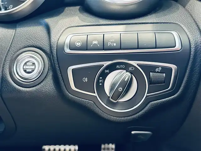 メルセデス・ベンツ Ｃ２００ アバンギャルド AMGライン 大阪府 2019(平31)年 5.9万km オブシディアンブラック レーダーセーフティP/純正ナビ/TV/バックカメラ/applecarplay/ACＣ/ブラインドスポット/クリアランスソナー/黒革/メモリ付きパワーシート/シートヒーター/パドルシフト/純正18インチＡＷ/LＥＤヘッドライト