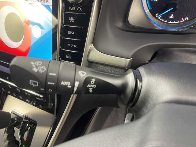 トヨタ ハリアー ハイブリッド プログレス メタル&レザーP 道央・札幌 2017(平29)年 3万km ダークレッドマイカメタリック ・４ＷＤ/寒冷地仕様　/・ＪＢＬサウンドシステム　/・純正メーカーナビ/・CD/DVD/SD/USB/AUX/BT/フルセグTV/・トヨタセーフティーセンス　/・プリクラッシュセーフティー　/・レーダークルーズコントロール　/・パワーバックドア　/・パノラミックビューモニター　/・オートハイビーム/三眼LEDライト/・ワイパーデアイサー/・ビルトインETC/・ステアリングスイッチ/・レザーシート/・シートヒーター/パワーシート/・ベンチレーションシート/・シートポジションメモリー/・純正エンジンスターター/・スマートキー/スペアキー/カードキー/・MTモード付AT/・ドアバイザー