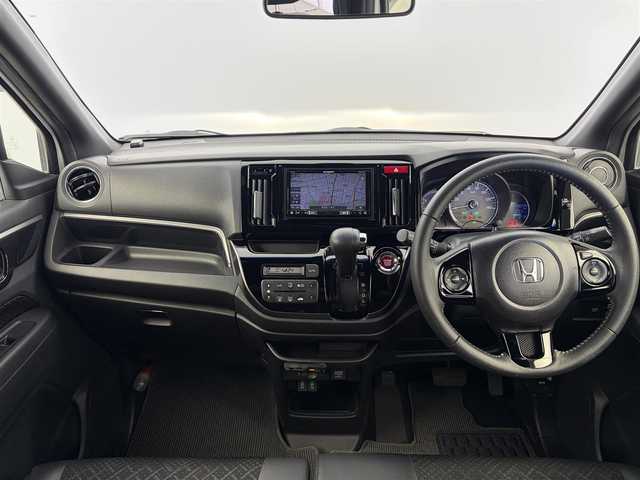 ホンダ Ｎ ＷＧＮ カスタム G SSパッケージ 愛知県 2017(平29)年 8.7万km プレミアムホワイトパールⅡ 純正ナビ/（CD/DVD/BT/ワンセグ）/ETC/バックカメラ/СТВА/横滑り防止/クルーズコントロール/ステアリングスイッチ/USB充電/ディスチャージヘッドライト/LEDフォグランプ/14インチアルミホイール/電格ミラー/純正フロアマット/スマートキー