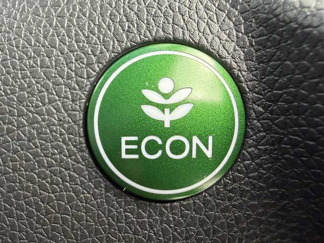 ホンダ Ｎ ＷＧＮ カスタム G SSパッケージ 愛知県 2017(平29)年 8.7万km プレミアムホワイトパールⅡ 純正ナビ/（CD/DVD/BT/ワンセグ）/ETC/バックカメラ/СТВА/横滑り防止/クルーズコントロール/ステアリングスイッチ/USB充電/ディスチャージヘッドライト/LEDフォグランプ/14インチアルミホイール/電格ミラー/純正フロアマット/スマートキー