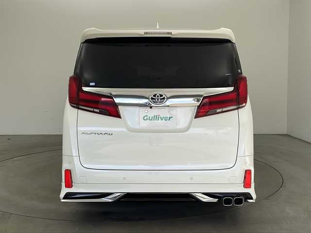 トヨタ アルファード S Cパッケージ 兵庫県 2018(平30)年 4.2万km ホワイトパールクリスタルシャイン ・サンルーフ/・モデリスタエアロ/・モデリスタマフラーカッター/・アイドリングストップ/・トヨタセーフティーセンス/・プリクラッシュセーフティ/・レーントレーシングアシスト/・クリアランスソナー/・パーキングサポートブレーキ/・ロードサインアシスト/・レーダークルーズコントロール/・オートマチックハイビーム/・ナノイー/・純正10インチSDナビ＆フルセグ＆BT＆USB＆DVD/・HDMI接続/・バックカメラ/・両側パワースライドドア/・ビルトインETC/・革巻きステアリング/・ステアリングスイッチ/・ステアリングヒーター/・前席シートヒーター/・前席シートベンチレーション/・前席パワーシート/・運転席メモリーシート/・合皮シート/・スマートキー/・プッシュスタート/・デジタルインナーミラー/・純正18インチアルミホイール