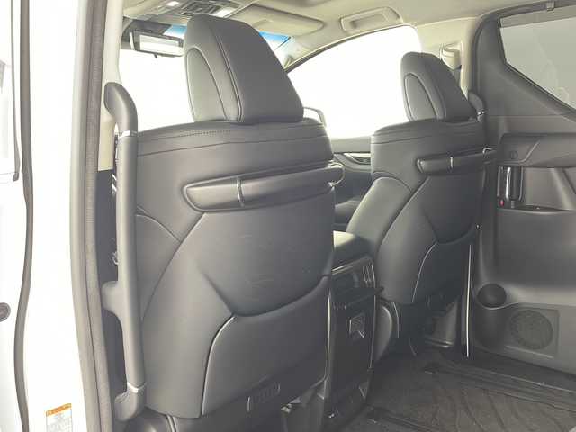 トヨタ アルファード S Cパッケージ 兵庫県 2018(平30)年 4.2万km ホワイトパールクリスタルシャイン ・サンルーフ/・モデリスタエアロ/・モデリスタマフラーカッター/・アイドリングストップ/・トヨタセーフティーセンス/・プリクラッシュセーフティ/・レーントレーシングアシスト/・クリアランスソナー/・パーキングサポートブレーキ/・ロードサインアシスト/・レーダークルーズコントロール/・オートマチックハイビーム/・ナノイー/・純正10インチSDナビ＆フルセグ＆BT＆USB＆DVD/・HDMI接続/・バックカメラ/・両側パワースライドドア/・ビルトインETC/・革巻きステアリング/・ステアリングスイッチ/・ステアリングヒーター/・前席シートヒーター/・前席シートベンチレーション/・前席パワーシート/・運転席メモリーシート/・合皮シート/・スマートキー/・プッシュスタート/・デジタルインナーミラー/・純正18インチアルミホイール