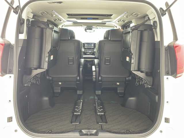 トヨタ アルファード S Cパッケージ 兵庫県 2018(平30)年 4.2万km ホワイトパールクリスタルシャイン ・サンルーフ/・モデリスタエアロ/・モデリスタマフラーカッター/・アイドリングストップ/・トヨタセーフティーセンス/・プリクラッシュセーフティ/・レーントレーシングアシスト/・クリアランスソナー/・パーキングサポートブレーキ/・ロードサインアシスト/・レーダークルーズコントロール/・オートマチックハイビーム/・ナノイー/・純正10インチSDナビ＆フルセグ＆BT＆USB＆DVD/・HDMI接続/・バックカメラ/・両側パワースライドドア/・ビルトインETC/・革巻きステアリング/・ステアリングスイッチ/・ステアリングヒーター/・前席シートヒーター/・前席シートベンチレーション/・前席パワーシート/・運転席メモリーシート/・合皮シート/・スマートキー/・プッシュスタート/・デジタルインナーミラー/・純正18インチアルミホイール