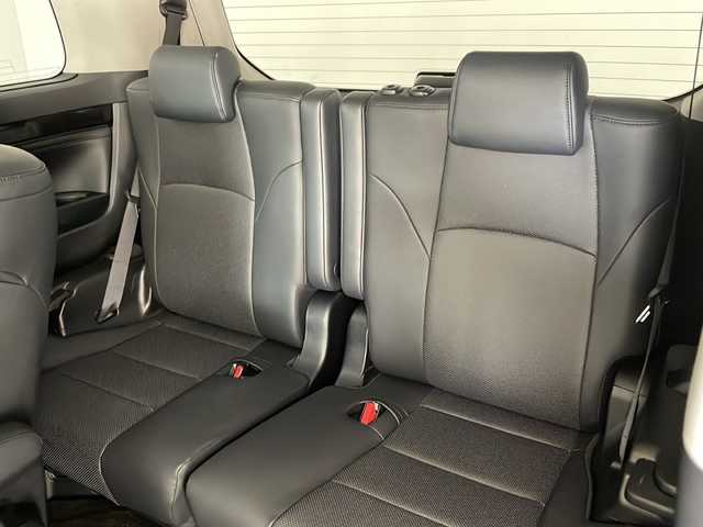 トヨタ アルファード S Cパッケージ 兵庫県 2018(平30)年 4.2万km ホワイトパールクリスタルシャイン ・サンルーフ/・モデリスタエアロ/・モデリスタマフラーカッター/・アイドリングストップ/・トヨタセーフティーセンス/・プリクラッシュセーフティ/・レーントレーシングアシスト/・クリアランスソナー/・パーキングサポートブレーキ/・ロードサインアシスト/・レーダークルーズコントロール/・オートマチックハイビーム/・ナノイー/・純正10インチSDナビ＆フルセグ＆BT＆USB＆DVD/・HDMI接続/・バックカメラ/・両側パワースライドドア/・ビルトインETC/・革巻きステアリング/・ステアリングスイッチ/・ステアリングヒーター/・前席シートヒーター/・前席シートベンチレーション/・前席パワーシート/・運転席メモリーシート/・合皮シート/・スマートキー/・プッシュスタート/・デジタルインナーミラー/・純正18インチアルミホイール