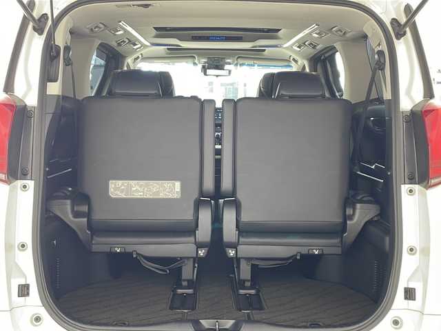 トヨタ アルファード S Cパッケージ 兵庫県 2018(平30)年 4.2万km ホワイトパールクリスタルシャイン ・サンルーフ/・モデリスタエアロ/・モデリスタマフラーカッター/・アイドリングストップ/・トヨタセーフティーセンス/・プリクラッシュセーフティ/・レーントレーシングアシスト/・クリアランスソナー/・パーキングサポートブレーキ/・ロードサインアシスト/・レーダークルーズコントロール/・オートマチックハイビーム/・ナノイー/・純正10インチSDナビ＆フルセグ＆BT＆USB＆DVD/・HDMI接続/・バックカメラ/・両側パワースライドドア/・ビルトインETC/・革巻きステアリング/・ステアリングスイッチ/・ステアリングヒーター/・前席シートヒーター/・前席シートベンチレーション/・前席パワーシート/・運転席メモリーシート/・合皮シート/・スマートキー/・プッシュスタート/・デジタルインナーミラー/・純正18インチアルミホイール