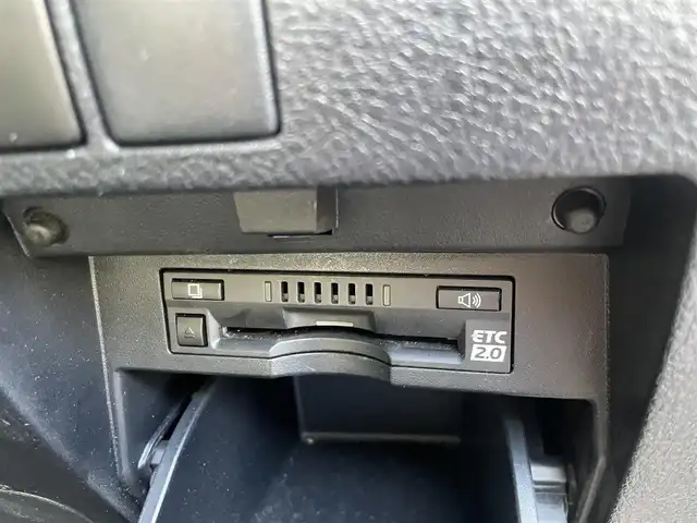 トヨタ ヴェルファイア Z Aエディション 島根県 2017(平29)年 6.8万km バーニングブラッククリスタルシャインガラスフレーク 純正９インチＳＤナビ　/純正12.1インチフリップダウンモニター　/フルセグＴＶ　/ＤＶＤ再生　/Ｂｌｕｅｔｏｏｔｈ接続　/バックカメラ　/両側パワースライドドア　/前方ドライブレコーダー　/ビルトインＥＴＣ２．０　/クルーズコントロール　/前後コーナーセンサー　/電動パーキングブレーキ・オートホールド/スマートキー・プッシュスタート　/純正LEDライト/純正１８インチアルミホイール/純正フロアマット/取扱説明書（本体＋ナビ）/スペアキー1本