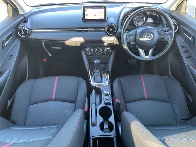 マツダ デミオ XD ツーリング 青森県 2015(平27)年 11.1万km チタニウムフラッシュマイカ 4WD/純正SDナビ・フルセグTV/CD・DVD・Bluetooth・USB/ヘッドアップディスプレイ/スマートシティブレーキサポート/クルーズコントロール/パドルシフト/純正エンジンスターター/ETC/LEDヘッドライト/フォグランプ/純正16インチアルミ/スマートキー/プッシュスタート/スペアキー