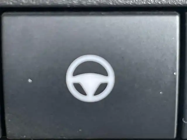 日産 セレナ ハイウェイスター V 岡山県 2023(令5)年 4.2万km ダイヤモンドブラック 登録時走行距離km/純正12.3インチナビ/フルセグTV(AM/FM/Bluetooth/AppleCarPlay)/両側パワースライドドア/ハンズフリーパワースライドドア/アラウンドビューモニター/ビルトインETC/インテリジェントルームミラー/プロパイロット/・インテリジェントクルーズコントロール/・車線逸脱防止支援システム/ハンドル支援/クリアランスソナー/衝突軽減ブレーキ/横滑り防止装置/オートマチックハイビーム/アイドリングストップ/電子パーキングブレーキ/オートブレーキホールド/ワイヤレス充電器/1６インチ純正AW/フロアマット