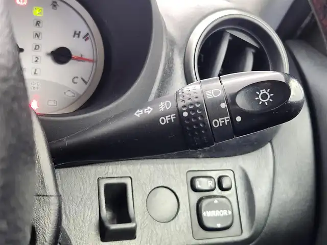 トヨタ ＲＡＶ４ J X Gパッケージ 愛知県 2005(平17)年 16.1万km シルバーM ・保証書/・取扱説明書/・背面タイヤ/・オートエアコン/・サマータイヤ積込/・フロアマット/・ドアバイザー/・電動格納ミラー/・フォグライト/・スペアキー