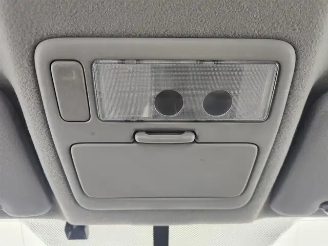 トヨタ ＲＡＶ４ J X Gパッケージ 愛知県 2005(平17)年 16.1万km シルバーM ・保証書/・取扱説明書/・背面タイヤ/・オートエアコン/・サマータイヤ積込/・フロアマット/・ドアバイザー/・電動格納ミラー/・フォグライト/・スペアキー