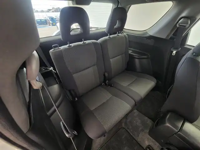 トヨタ ＲＡＶ４ J X Gパッケージ 愛知県 2005(平17)年 16.1万km シルバーM ・保証書/・取扱説明書/・背面タイヤ/・オートエアコン/・サマータイヤ積込/・フロアマット/・ドアバイザー/・電動格納ミラー/・フォグライト/・スペアキー