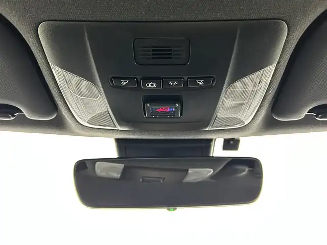 トヨタ カローラ スポーツ ハイブリッドG Z 大分県 2019(平31)年 6.3万km ホワイトパールクリスタルシャイン 純正9インチナビ(NSZT-Y68T）/CD/DVD/BT/SD/フルセグTV/AM/FM/Toyota Safety Sense/プリクラッシュセーフティ/レーントレーシングアシスト/レーダークルーズコントロール/オートマチックハイビーム/バックガイドモニター/ETC/TRDフルエアロ/社外16インチホイール/純正18インチホイール(積み込み)/スマートキー/プッシュスタート/LED