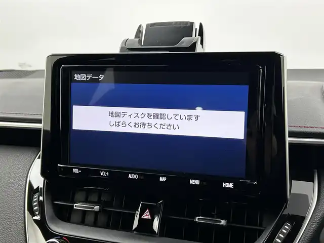 トヨタ カローラ スポーツ ハイブリッドG Z 大分県 2019(平31)年 6.3万km ホワイトパールクリスタルシャイン 純正9インチナビ(NSZT-Y68T）/CD/DVD/BT/SD/フルセグTV/AM/FM/Toyota Safety Sense/プリクラッシュセーフティ/レーントレーシングアシスト/レーダークルーズコントロール/オートマチックハイビーム/バックガイドモニター/ETC/TRDフルエアロ/社外16インチホイール/純正18インチホイール(積み込み)/スマートキー/プッシュスタート/LED