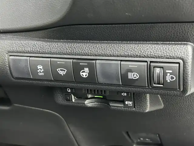 トヨタ カローラ スポーツ ハイブリッドG Z 大分県 2019(平31)年 6.3万km ホワイトパールクリスタルシャイン 純正9インチナビ(NSZT-Y68T）/CD/DVD/BT/SD/フルセグTV/AM/FM/Toyota Safety Sense/プリクラッシュセーフティ/レーントレーシングアシスト/レーダークルーズコントロール/オートマチックハイビーム/バックガイドモニター/ETC/TRDフルエアロ/社外16インチホイール/純正18インチホイール(積み込み)/スマートキー/プッシュスタート/LED