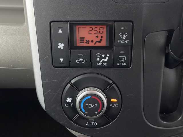 ダイハツ タント X SA 秋田県 2014(平26)年 5.1万km コットンアイボリー 4WD/社外SDナビ　/片側パワースライドドア　/衝突被害軽減ブレーキ　/フルセグTV/AM/FM/CD/DVD/Bluetooth/社外エンジンスターター　/アイドリングストップ　/横滑り防止装置/オートエアコン　/オートライト　/ハロゲンライト　/スマートキー　/リアサンシェード/サイドバイザー/電動格納ミラー/社外アルミホイール