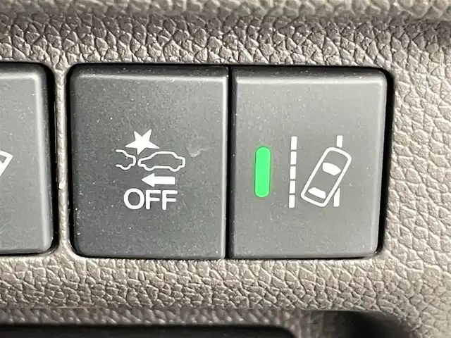 ホンダ フリード G ホンダセンシング 千葉県 2021(令3)年 5.4万km プラチナホワイトパール 禁煙車/純正9インチナビ/・VXM-217VFNi/・CD/DVD/BT/ACP/フルセグ/純正11.6型フリップダウンモニター/ホンダセンシング/バックカメラ/両側パワースライドドア/レーダークルーズコントロール/車線逸脱警報/前席シートヒーター/ワイパーデアイサー/ビルトインETC/2列目ロールサンシェイド/スマートキー/スペアキー/オートリトラミラー