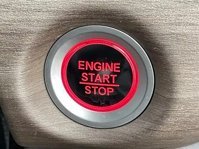 ホンダ フリード G ホンダセンシング 千葉県 2021(令3)年 5.4万km プラチナホワイトパール 禁煙車/純正9インチナビ/・VXM-217VFNi/・CD/DVD/BT/ACP/フルセグ/純正11.6型フリップダウンモニター/ホンダセンシング/バックカメラ/両側パワースライドドア/レーダークルーズコントロール/車線逸脱警報/前席シートヒーター/ワイパーデアイサー/ビルトインETC/2列目ロールサンシェイド/スマートキー/スペアキー/オートリトラミラー