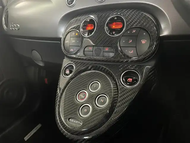 アバルト ５９５ ツーリズモ 兵庫県 2022(令4)年 1.6万km 黒 ネロスコルピオーネ　カラーNo.８７６/ワンオーナー /レコードモンツァマフラー/THREEHUNDREDマフラーテールフィニッシャー/Uconnectオーディオ/ETC/ドライブレコーダー/パドルシフト/ブラウンレザーシート/リモコンキー /スペアキー/純正17インチAW