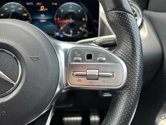 メルセデス・ベンツ ＧＬＡ２００ｄ 4マチック AMGライン 茨城県 2020(令2)年 4.3万km コスモスブラック アドバンスドＰＫＧ　/パノラマＳＲ　/ＨＵＤ　/アドバンスドサウンド　/アンビエントライト　/AMGレザーエクスクルーシブパッケージ/本革ツートン　/シートヒーター　/Ｍ付パワーシート　/３６０度カメラ　/ＲＳＰ　/ＡＣＣ　/ナビ　/ＴＶ　/ＢＴ　/ＰＷテールゲート/禁煙車