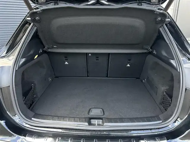 メルセデス・ベンツ ＧＬＡ２００ｄ 4マチック AMGライン 茨城県 2020(令2)年 4.3万km コスモスブラック アドバンスドＰＫＧ　/パノラマＳＲ　/ＨＵＤ　/アドバンスドサウンド　/アンビエントライト　/AMGレザーエクスクルーシブパッケージ/本革ツートン　/シートヒーター　/Ｍ付パワーシート　/３６０度カメラ　/ＲＳＰ　/ＡＣＣ　/ナビ　/ＴＶ　/ＢＴ　/ＰＷテールゲート/禁煙車