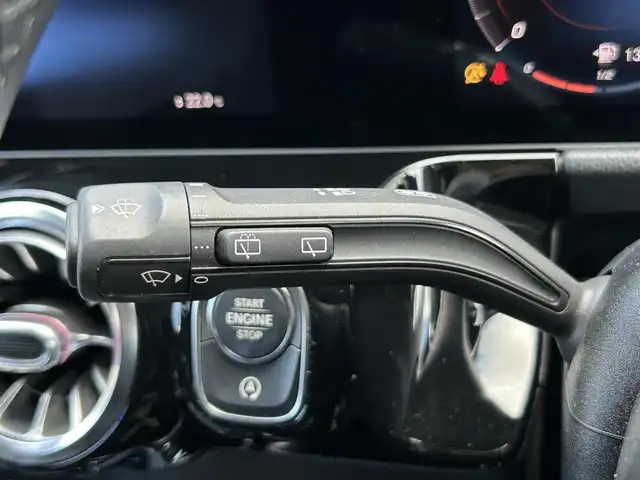 メルセデス・ベンツ ＧＬＡ２００ｄ 4マチック AMGライン 茨城県 2020(令2)年 4.3万km コスモスブラック アドバンスドＰＫＧ　/パノラマＳＲ　/ＨＵＤ　/アドバンスドサウンド　/アンビエントライト　/AMGレザーエクスクルーシブパッケージ/本革ツートン　/シートヒーター　/Ｍ付パワーシート　/３６０度カメラ　/ＲＳＰ　/ＡＣＣ　/ナビ　/ＴＶ　/ＢＴ　/ＰＷテールゲート/禁煙車