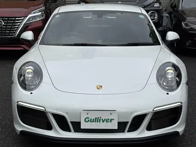 ポルシェ ９１１ カレラ GTS 東京都 2019(令1)年 2万km ピュアホワイト スポーツクロノパッケージ（ステアリングスイッチ付）/PASM（ポルシェアクティブ・サスペンション・マネジメント）/スポーツエキゾースト/保証書・取説・キーレスキー×２/R2.3.4.5.6年ディーラー記録簿/アルカンターラーステアリング・パドルシフト/アイドリングストップ/クルーズコントロール/電動リアスポイラー/GTS専用黒ハーフレザーシート/前席一部パワーシート・シートヒーター/純正HDDナビ/DVD/CD/SD/BT/USB/バックカメラ・バックセンサー/ビルトインETC（DSRC）/外前後ドラレコ/外レーダー（Z291csd）/純正２０インチブラックアルミ（センターロック式）/ポルシェダイナミックHIDライト（バイキセノン）・オートライト・リアフォグ・ヘッドライトクリーナー/電動格納ミラー/AUHOHOLD