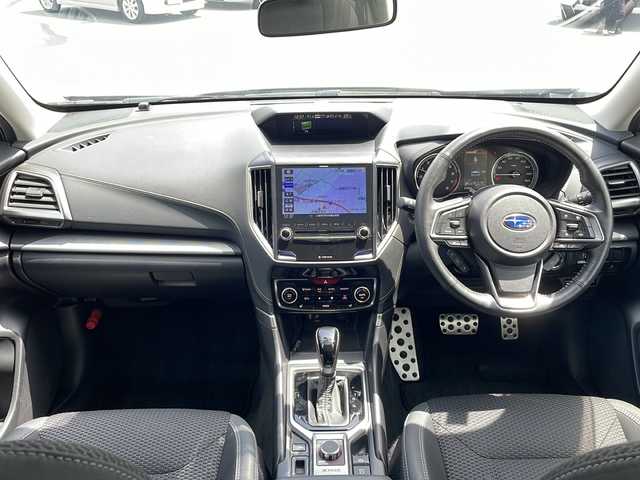 スバル フォレスター プレミアム 三重県 2018(平30)年 8.3万km クリスタルホワイトP 純正８型ナビ　ドラレコ　アイサイト　衝突軽減　追従走行　車線抑制　ステアリング連動ヘッドライト　ＬＥＤヘッドライト　　温シート　パワーシート　メモリシート　ステアリングヒーター　バックカメラ　ＥＴＣ