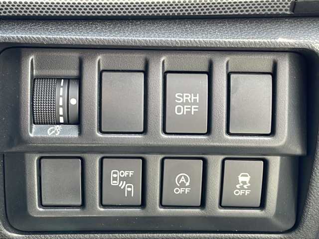 スバル フォレスター プレミアム 三重県 2018(平30)年 8.3万km クリスタルホワイトP 純正８型ナビ　ドラレコ　アイサイト　衝突軽減　追従走行　車線抑制　ステアリング連動ヘッドライト　ＬＥＤヘッドライト　　温シート　パワーシート　メモリシート　ステアリングヒーター　バックカメラ　ＥＴＣ