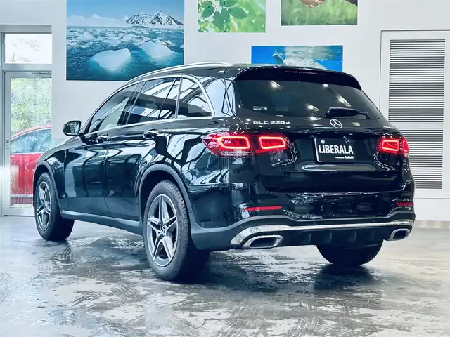 メルセデス・ベンツ ＧＬＣ２２０ d 4マチック AMGライン 大阪府 2022(令4)年 2.9万km オブシディアンブラック レーダーセーフティ/サンルーフ/ハーフ革/メモリパワーシート/シートヒーター/ACC/純正ナビ/TV/360度カメラ/applecarplay/純正19インチAW/LEDヘッドライト/アンビエントライト/電動リアゲート/ブラインドスポット