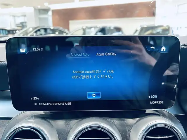メルセデス・ベンツ ＧＬＣ２２０ d 4マチック AMGライン 大阪府 2022(令4)年 2.9万km オブシディアンブラック レーダーセーフティ/サンルーフ/ハーフ革/メモリパワーシート/シートヒーター/ACC/純正ナビ/TV/360度カメラ/applecarplay/純正19インチAW/LEDヘッドライト/アンビエントライト/電動リアゲート/ブラインドスポット