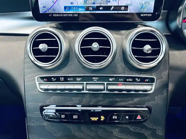 メルセデス・ベンツ ＧＬＣ２２０ d 4マチック AMGライン 大阪府 2022(令4)年 2.9万km オブシディアンブラック レーダーセーフティ/サンルーフ/ハーフ革/メモリパワーシート/シートヒーター/ACC/純正ナビ/TV/360度カメラ/applecarplay/純正19インチAW/LEDヘッドライト/アンビエントライト/電動リアゲート/ブラインドスポット