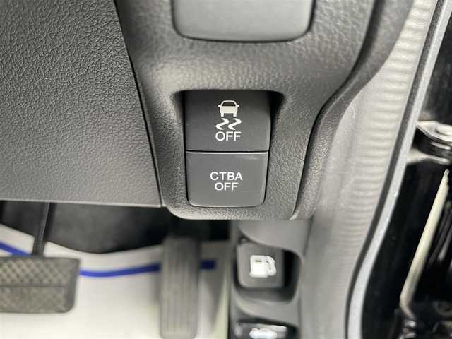 ホンダ Ｎ ＢＯＸ カスタム SSブラックSパッケージ 鳥取県 2016(平28)年 8.2万km クリスタルブラックパール (株)IDOMが運営する【じしゃロン鳥取店】の自社ローン専用車両になります。こちらは現金またはオートローンご利用時の価格です。自社ローンご希望の方は別途その旨お申付け下さい/社外ナビ（CN-RS02D）/・フルセグ/CD/DVD/BT/バックカメラ/両側パワースライドドア/HIDオートライト/ステアリングスイッチ/前席シートヒーター/衝突被害軽減ブレーキ/ビルトインETC/スマートキー/プッシュスタート