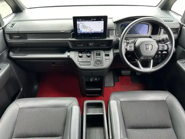 ホンダ ステップワゴン スパーダ eHEV 東京都 2023(令5)年 2.9万km クリスタルブラックパール 純正ナビ/バックカメラ/ビルトインETC/両側パワースライドドア/パワーバックドア/シートヒーター/レザーシート/ホンダセンシング/衝突軽減システム/レーンキープアシスト/ブラインドスポットモニター/レーダークルーズコントロール/コーナーセンサー/LEDヘッドライト
