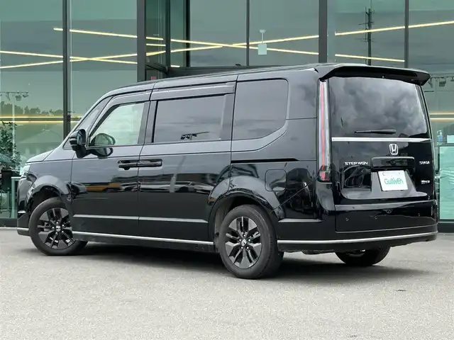ホンダ ステップワゴン スパーダ eHEV 東京都 2023(令5)年 2.9万km クリスタルブラックパール 純正ナビ/バックカメラ/ビルトインETC/両側パワースライドドア/パワーバックドア/シートヒーター/レザーシート/ホンダセンシング/衝突軽減システム/レーンキープアシスト/ブラインドスポットモニター/レーダークルーズコントロール/コーナーセンサー/LEDヘッドライト