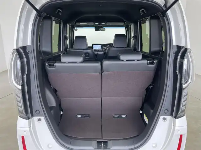 ホンダ Ｎ ＢＯＸ カスタム G L ターボ ホンダセンシング 埼玉県 2020(令2)年 3.8万km プラチナホワイトパール 純正8インチナビ/ CD DVD フルセグTV Bluetooth/バックカメラ/アダクティブクルーズコントロール/レーンキープアシスト/ビルトインETC/シートヒーター/両側パワースライドドア/コーナーセンサー/プッシュスタート/ビルトインETC/スマートキー/パドルシフト/アイドリングストップ