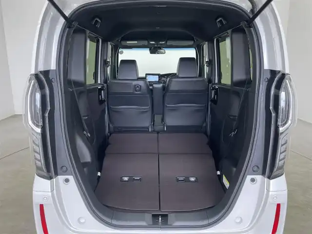 ホンダ Ｎ ＢＯＸ カスタム G L ターボ ホンダセンシング 埼玉県 2020(令2)年 3.8万km プラチナホワイトパール 純正8インチナビ/ CD DVD フルセグTV Bluetooth/バックカメラ/アダクティブクルーズコントロール/レーンキープアシスト/ビルトインETC/シートヒーター/両側パワースライドドア/コーナーセンサー/プッシュスタート/ビルトインETC/スマートキー/パドルシフト/アイドリングストップ