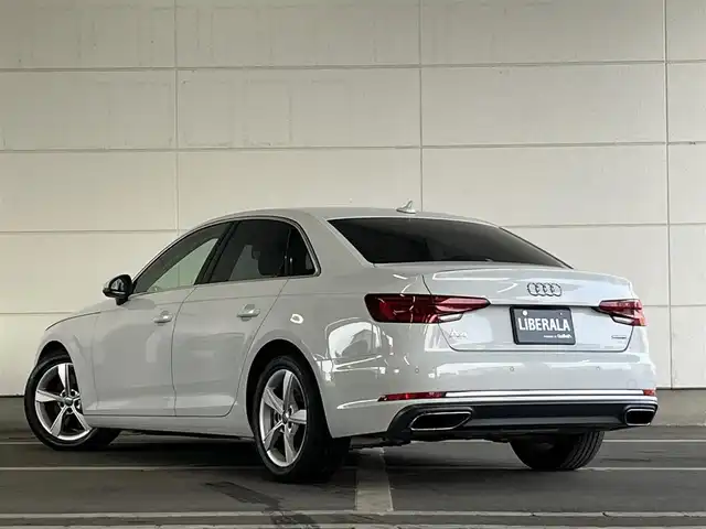 アウディ Ａ４ 45TFSIクワトロ マイスターシュトック 山形県 2020(令2)年 4.3万km パール 純正ナビ/バックカメラ/レザーシート/パワーシート/オートライト/コーナーセンサー/バーチャルコックピット/アダプティブクルーズコントロール/シートヒーター/Audiプレセンス/サイドアシスト/アクティブレーンアシスト/マトリクスLEDヘッドライト/レインセンサー