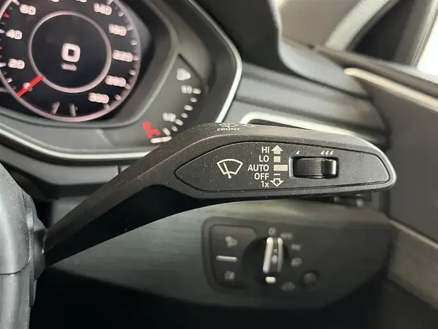 アウディ Ａ４ 45TFSIクワトロ マイスターシュトック 山形県 2020(令2)年 4.3万km パール 純正ナビ/バックカメラ/レザーシート/パワーシート/オートライト/コーナーセンサー/バーチャルコックピット/アダプティブクルーズコントロール/シートヒーター/Audiプレセンス/サイドアシスト/アクティブレーンアシスト/マトリクスLEDヘッドライト/レインセンサー