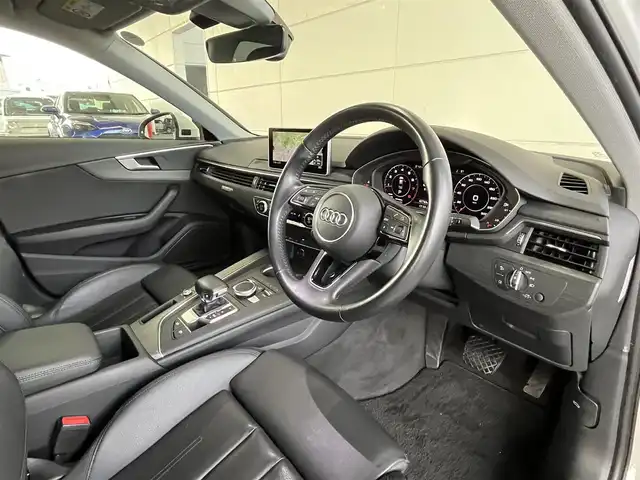 アウディ Ａ４ 45TFSIクワトロ マイスターシュトック 山形県 2020(令2)年 4.3万km パール 純正ナビ/バックカメラ/レザーシート/パワーシート/オートライト/コーナーセンサー/バーチャルコックピット/アダプティブクルーズコントロール/シートヒーター/Audiプレセンス/サイドアシスト/アクティブレーンアシスト/マトリクスLEDヘッドライト/レインセンサー