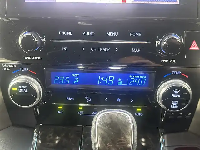 トヨタ アルファード S タイプゴールドⅡ 愛知県 2021(令3)年 5.7万km ブラック ・純正10インチナビ/・Bluetooth/・バックカメラ/・フルセグTV/・12.1インチフリップダウンモニター/・トヨタセーフティセンス/・衝突被害軽減システム/・クルーズコントロール/・コーナーセンサー/・レーンキープアシスト/・ブラインドスポットモニター/・オートマチックハイビーム/・オートライト/・LEDヘッドライト/・LEDフォグランプ/・三眼ヘッドライト/・両側パワースライドドア/・デジタルインナーミラー/・電動リアゲート/・ドライブレコーダー/・ETC2.0/・純正AW/・プッシュスタート/・スマートキー