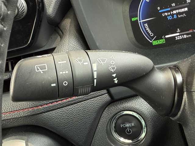 トヨタ ＲＡＶ４ HV アドベンチャー オフロードPKGⅡ 滋賀県 2023(令5)年 3.3万km アティチュードブラックマイカ 純正メーカーナビ/　【AM・FM/TV/Bluetooth/USB/APPS】/バックカメラ/レザーシート/運転席・助手席　シートヒーター/エアシート/運転席・助手席　パワーシート/パワーバックドア/ステアリングヒーター/レーントレーシングアシスト/ブラインドスポットモニター/プリクラッシュセーフティシステム/パーキングサポート/リヤクロストラフィックアラート/パーキングサポートブレーキ/ロードサインアシスト/ドライブモードセレクター/横滑り防止システム/コーナーセンサー/デジタルインナーミラー/オートハイビーム/電格ミラー/ウィンカーミラー/前後ドライブレコーダー/ETC2.0