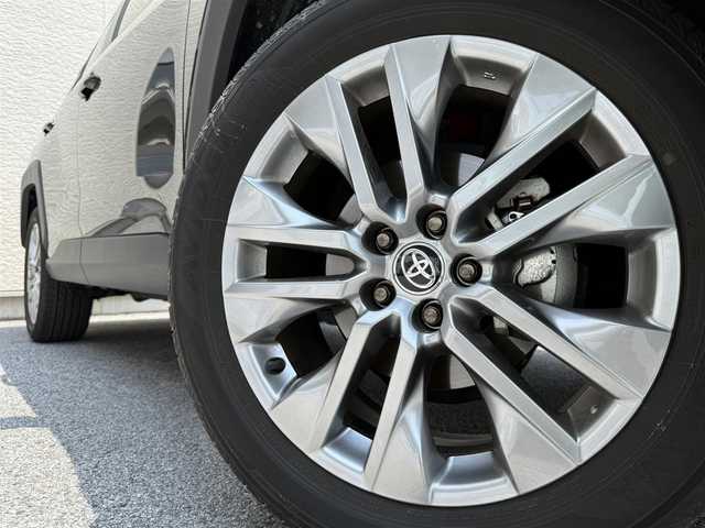 トヨタ ＲＡＶ４ HV アドベンチャー オフロードPKGⅡ 滋賀県 2023(令5)年 3.3万km アティチュードブラックマイカ 純正メーカーナビ/　【AM・FM/TV/Bluetooth/USB/APPS】/バックカメラ/レザーシート/運転席・助手席　シートヒーター/エアシート/運転席・助手席　パワーシート/パワーバックドア/ステアリングヒーター/レーントレーシングアシスト/ブラインドスポットモニター/プリクラッシュセーフティシステム/パーキングサポート/リヤクロストラフィックアラート/パーキングサポートブレーキ/ロードサインアシスト/ドライブモードセレクター/横滑り防止システム/コーナーセンサー/デジタルインナーミラー/オートハイビーム/電格ミラー/ウィンカーミラー/前後ドライブレコーダー/ETC2.0