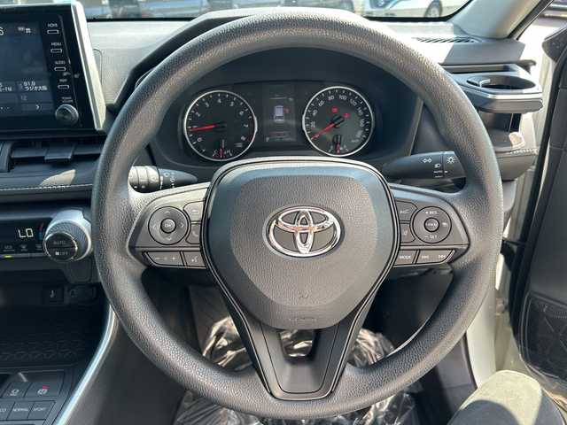 トヨタ ＲＡＶ４ X 和歌山県 2022(令4)年 1.1万km ホワイトパールクリスタルシャイン 純正ディスプレイオーディオ/フルセグTV/バックカメラ/(BT/USB)/プリクラッシュセーフティー/レーダークルーズコントロール/レーンディパーチャーアラート/クリアランスソナー/純正アルミホイール/純正フロアマット/ウインカー付きドアミラー/LEDヘッドライト/オートライト/オートマチックハイビーム