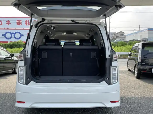 日産 エルグランド 250ハイウェイスター 愛知県 2014(平26)年 9.6万km ブリリアントホワイトパール (株)IDOMが運営する【じしゃロン豊川店】の自社ローン専用車両になります。こちらは現金またはオートローンご利用時の価格です。自社ローンご希望の方は別途その旨お申付け下さい/純正フロアマット/純正アルミホイール/フリップダウンモニター/クルーズコントロール/両側パワースライドドア/プッシュスタート/ウィンカーミラー/オートライト