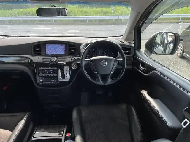 日産 エルグランド 250ハイウェイスター 愛知県 2014(平26)年 9.6万km ブリリアントホワイトパール (株)IDOMが運営する【じしゃロン豊川店】の自社ローン専用車両になります。こちらは現金またはオートローンご利用時の価格です。自社ローンご希望の方は別途その旨お申付け下さい/純正フロアマット/純正アルミホイール/フリップダウンモニター/クルーズコントロール/両側パワースライドドア/プッシュスタート/ウィンカーミラー/オートライト