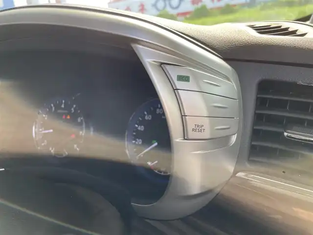 日産 エルグランド 250ハイウェイスター 愛知県 2014(平26)年 9.6万km ブリリアントホワイトパール (株)IDOMが運営する【じしゃロン豊川店】の自社ローン専用車両になります。こちらは現金またはオートローンご利用時の価格です。自社ローンご希望の方は別途その旨お申付け下さい/純正フロアマット/純正アルミホイール/フリップダウンモニター/クルーズコントロール/両側パワースライドドア/プッシュスタート/ウィンカーミラー/オートライト