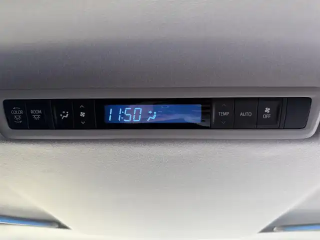 トヨタ アルファード S Cパッケージ 兵庫県 2023(令5)年 4.1万km ホワイトパールクリスタルシャイン ワンオーナー/純正ディスプレイオーディオ/（BT/AM/FM)/バックカメラ/ETC/両側パワースライドドア/衝突軽減ブレーキ/レーダークルーズコントロール/前後コーナーセンサー/前方ドライブレコーダー/MTモード付AT/レザーシート/パワーシート（前席）/エアシート/シートヒーター/LEDヘッドライト/オートライト/オートハイビーム/電動リアゲート/電動パーキングブレーキ/スマートキー/AC１００V/電動格納ミラー/純正ドアバイザー/純正アルミ18インチ/取扱説明書・保証書