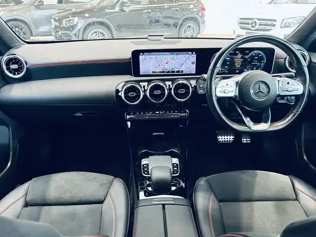 メルセデス・ベンツ Ａ２００ｄ AMGライン 大阪府 2020(令2)年 5.5万km サンイエロー レーダーセーフティ/ハーフレザー/メモリ付きパワーシート/シートヒーター/ACC/純正ナビ/TV/バックカメラ/純正18インチAW/LEDヘッドライト/ブラインドスポット/ワイヤレス充電/クリアランスソナー