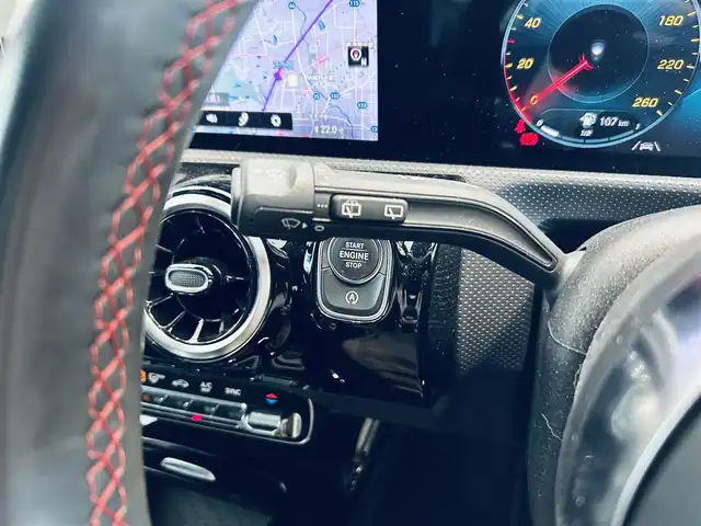 メルセデス・ベンツ Ａ２００ｄ AMGライン 大阪府 2020(令2)年 5.5万km サンイエロー レーダーセーフティ/ハーフレザー/メモリ付きパワーシート/シートヒーター/ACC/純正ナビ/TV/バックカメラ/純正18インチAW/LEDヘッドライト/ブラインドスポット/ワイヤレス充電/クリアランスソナー