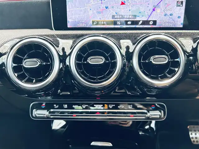 メルセデス・ベンツ Ａ２００ｄ AMGライン 大阪府 2020(令2)年 5.5万km サンイエロー レーダーセーフティ/ハーフレザー/メモリ付きパワーシート/シートヒーター/ACC/純正ナビ/TV/バックカメラ/純正18インチAW/LEDヘッドライト/ブラインドスポット/ワイヤレス充電/クリアランスソナー